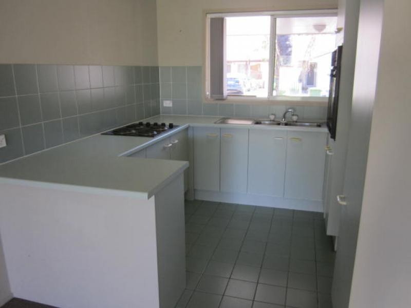 128 Benowa Road, Southport QLD 4215