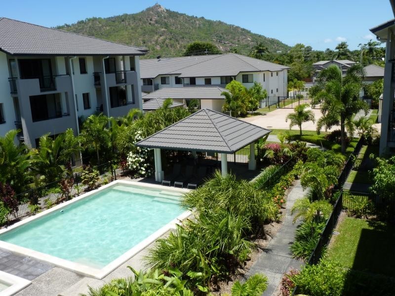 6-24 Henry Street, West End QLD 4810