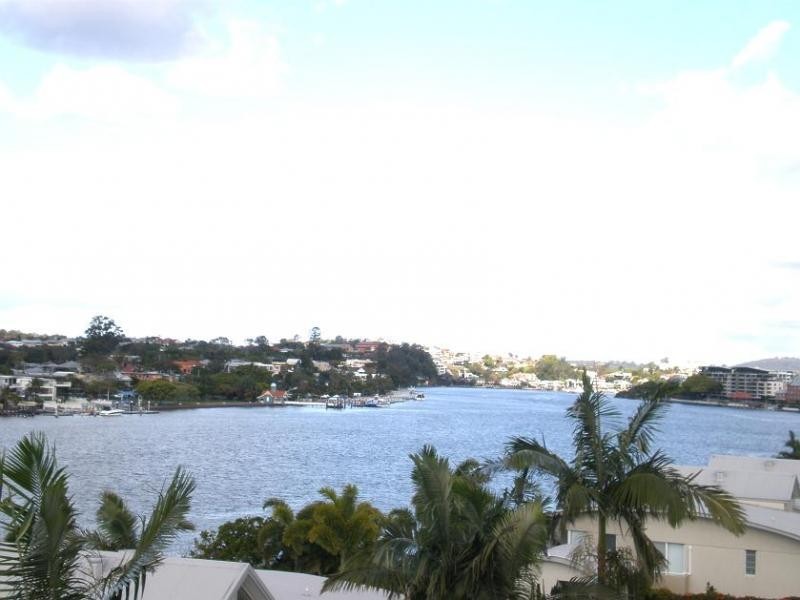 135 Macquarie Street, Teneriffe QLD 4005