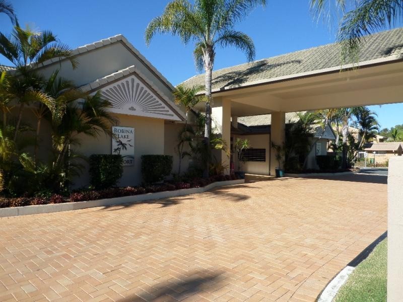 1 Resort Drive, Robina QLD 4226