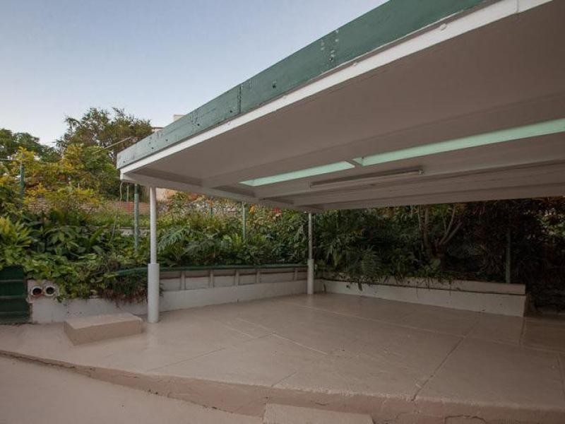 53 Cowlishaw St, Bowen Hills QLD 4006