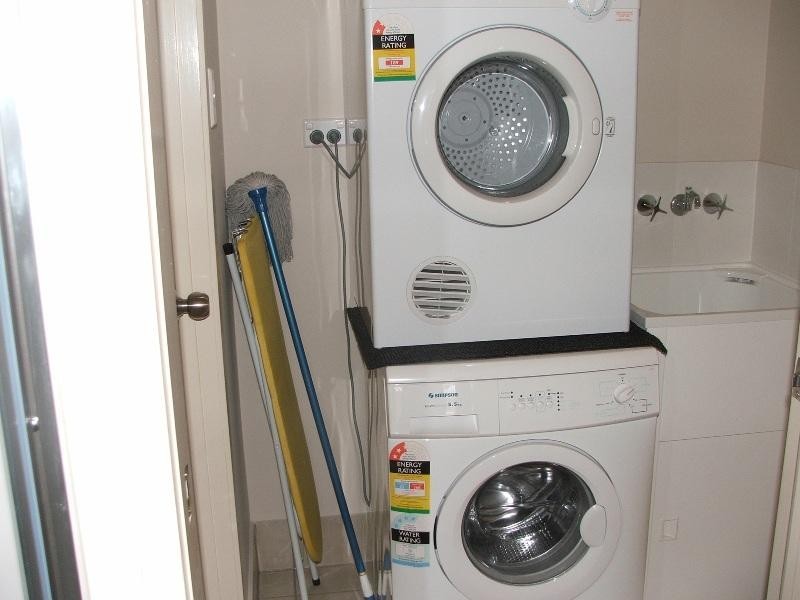 1 Ibis Boulevard, Eli Waters QLD 4655