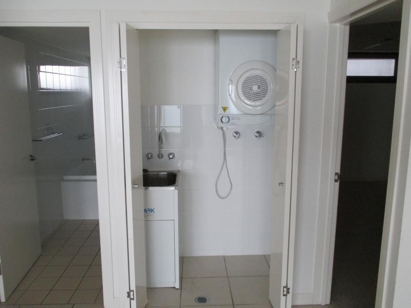 241 Esplanade, Pialba QLD 4655