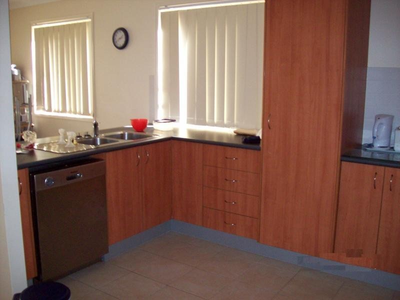 61 Johnston Street, Carina QLD 4152