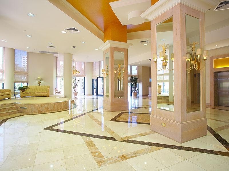 8 Goodwin Street, Kangaroo Point QLD 4169