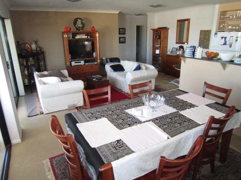 70 Norman Crescent, Norman Park QLD 4170