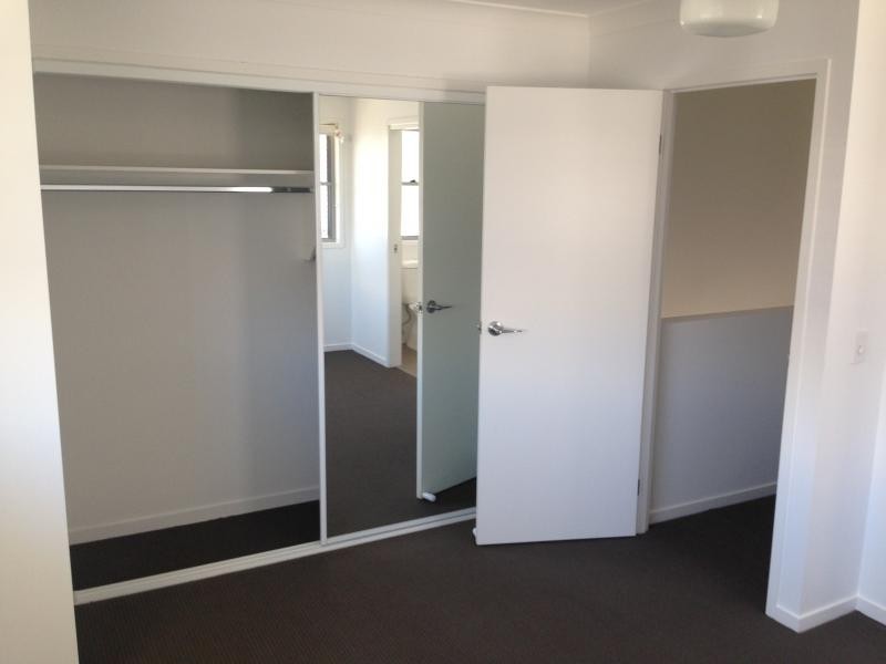 51 River Road, Bundamba QLD 4304