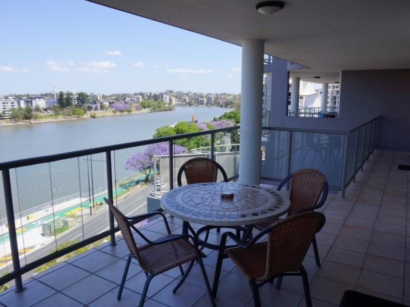 903/21 Patrick Lane, Toowong QLD 4066