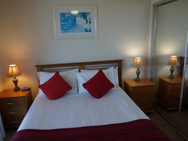 903/21 Patrick Lane, Toowong QLD 4066