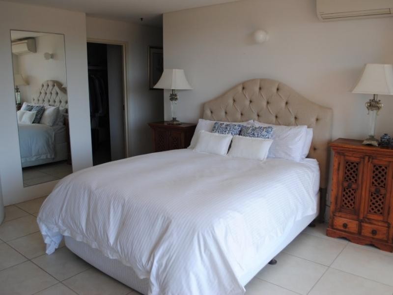 1 Peak Ave, Main Beach QLD 4217