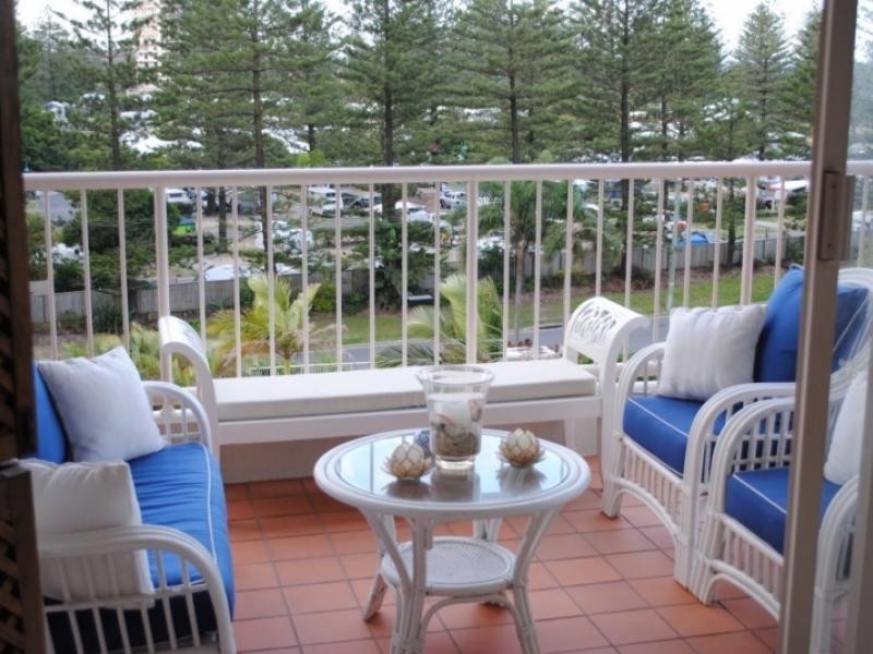 1 Peak Ave, Main Beach QLD 4217