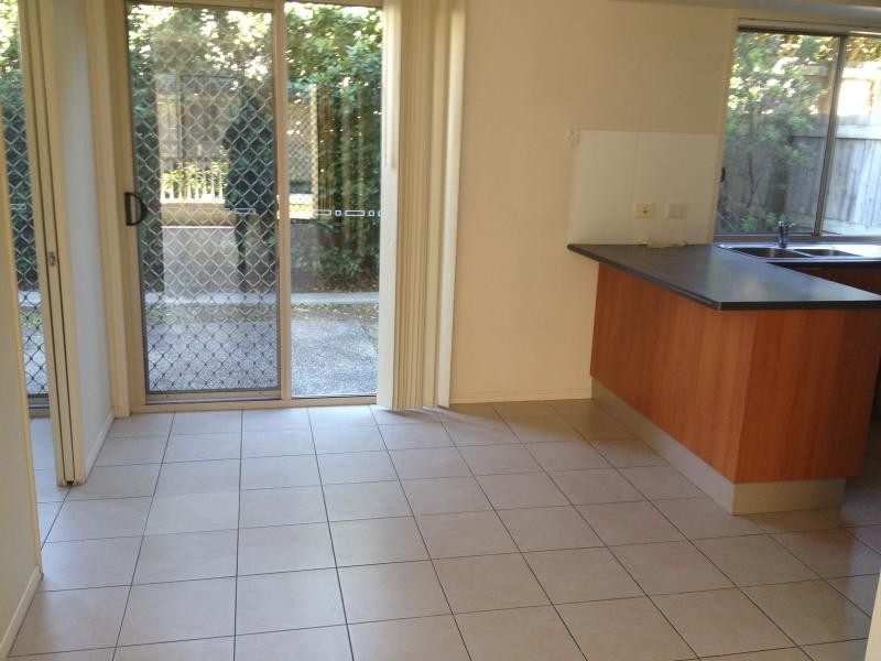 31 Johnston Street, Carina QLD 4152