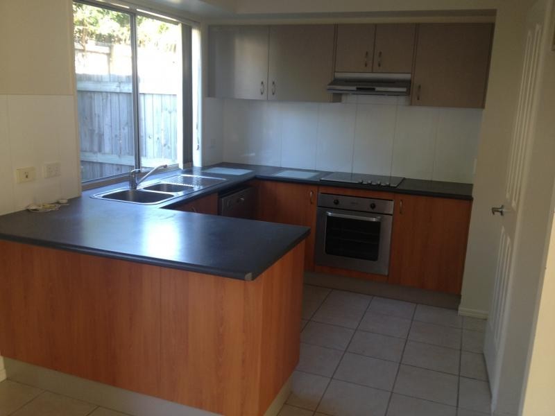 31 Johnston Street, Carina QLD 4152