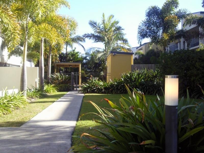 8 Mascar St, Upper Mount Gravatt QLD 4122