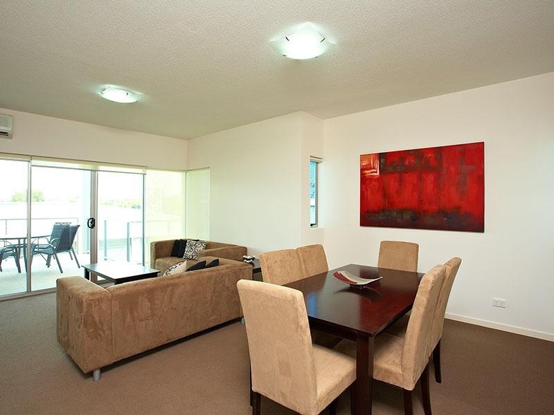 28 Ferry Rd, West End QLD 4101