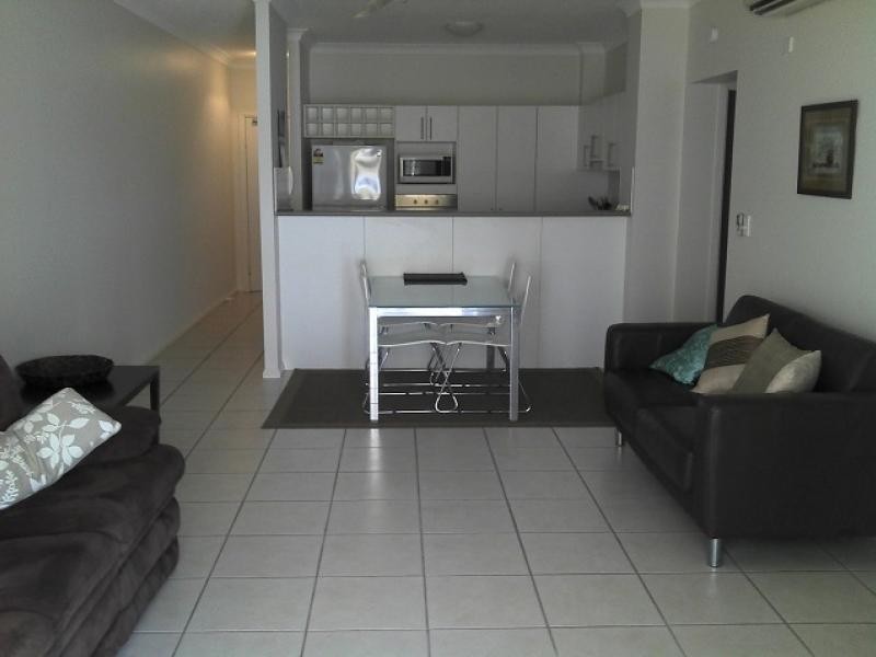 42 Warburton Street, North Ward QLD 4810