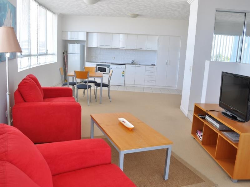98 University Drive, Varsity Lakes QLD 4227