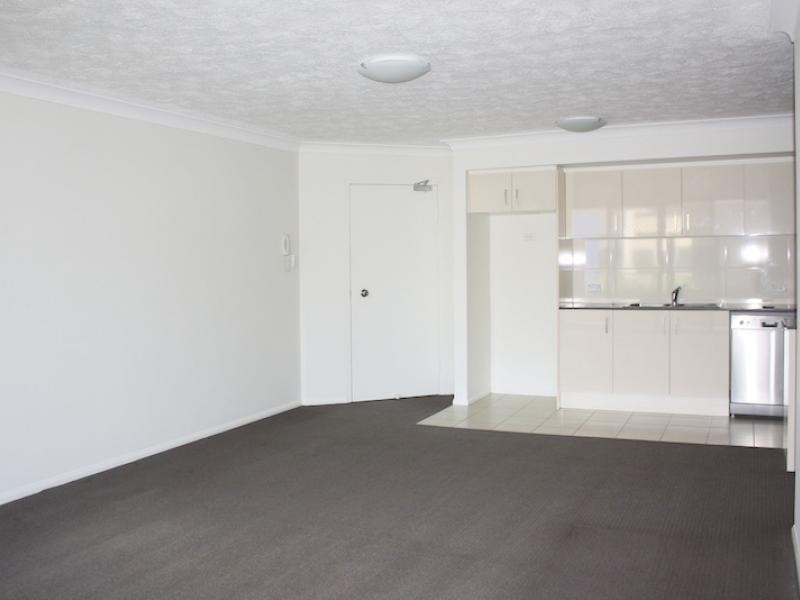 35 Hamilton Road, Moorooka QLD 4105