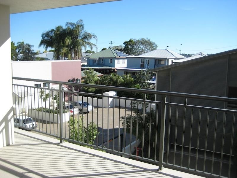 35 Hamilton Road, Moorooka QLD 4105