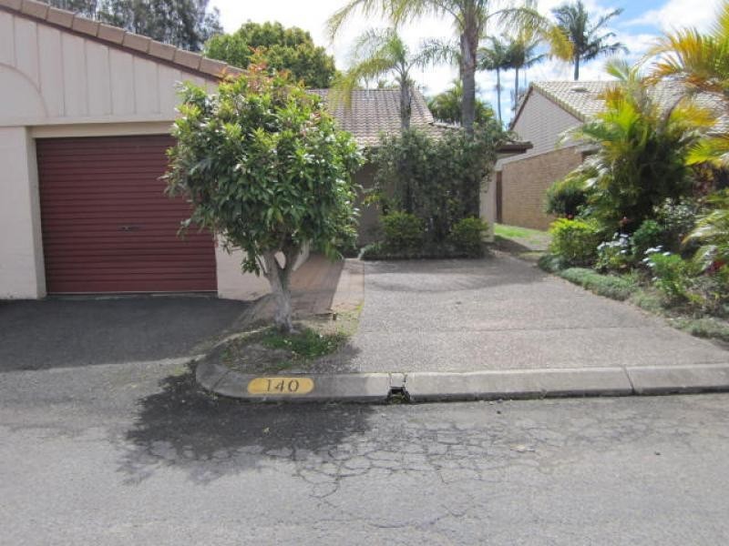 128 Benowa Road, Southport QLD 4215