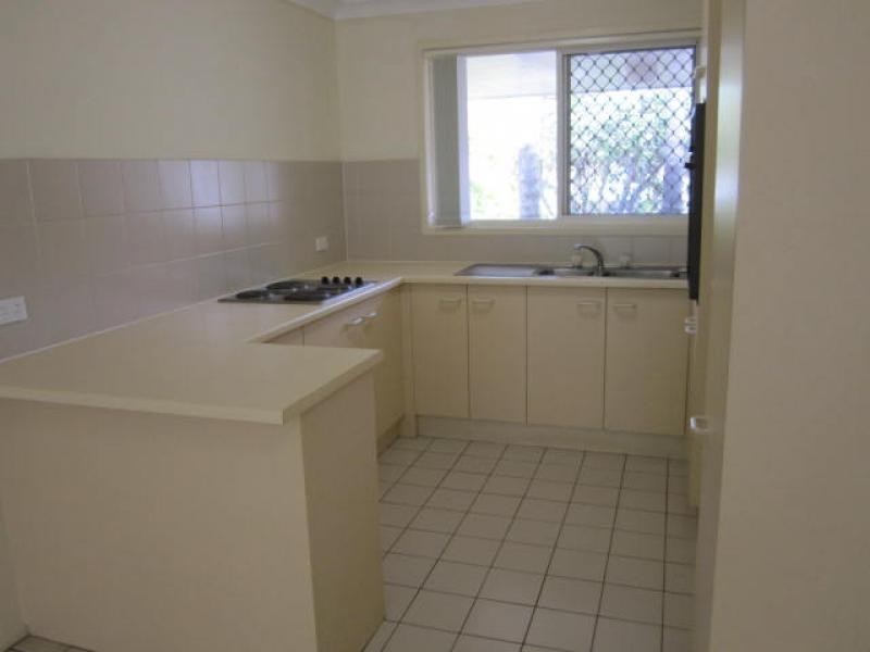 128 Benowa Road, Southport QLD 4215