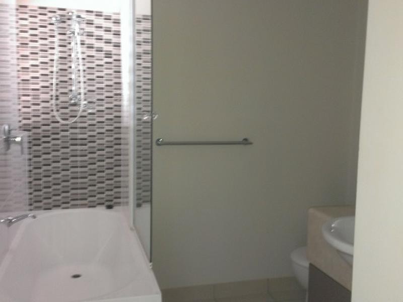 42 Warburton Street, North Ward QLD 4810