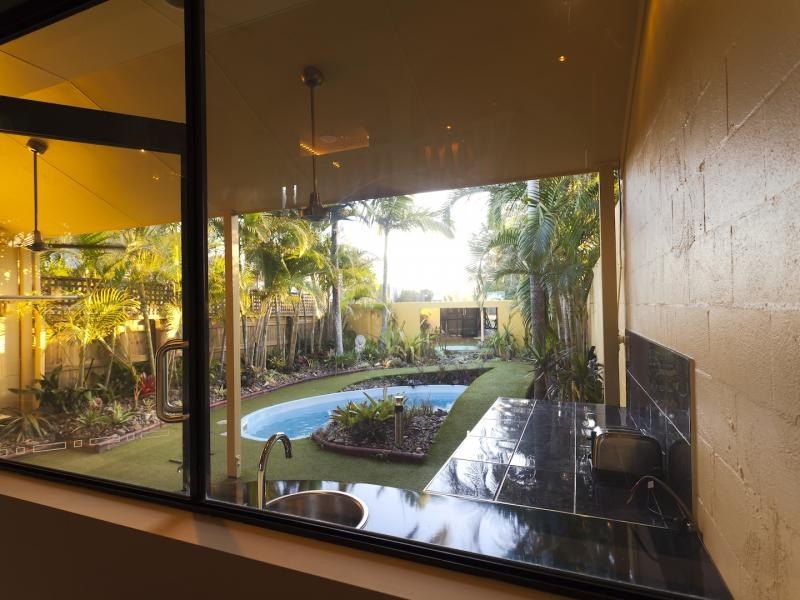 1 Ibis Boulevard, Eli Waters QLD 4655