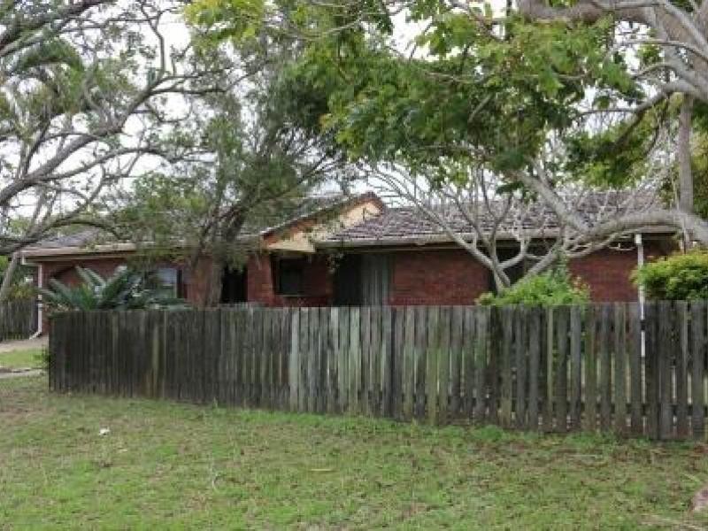 2 Paul Drive, Point Vernon QLD 4655