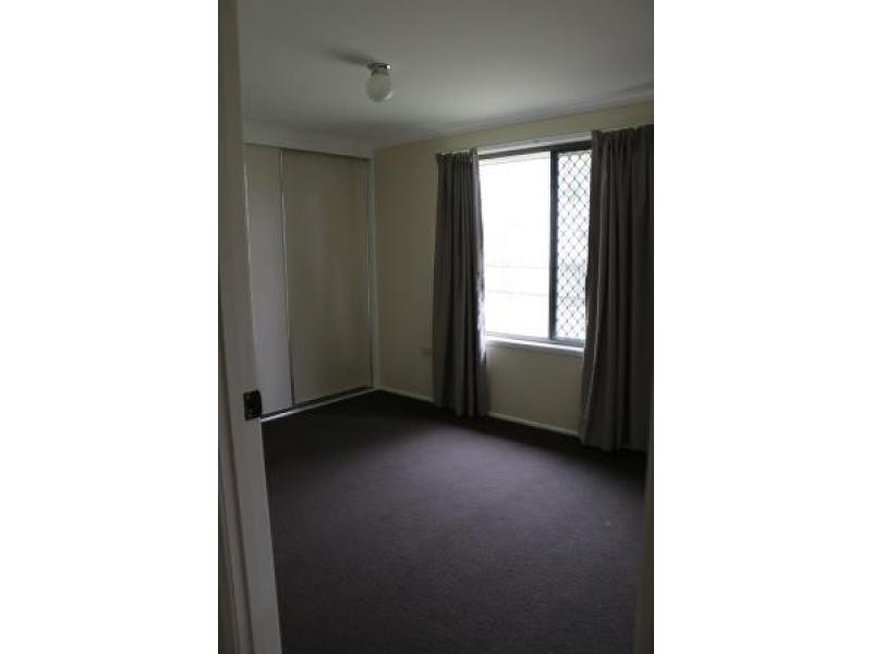 2 Paul Drive, Point Vernon QLD 4655