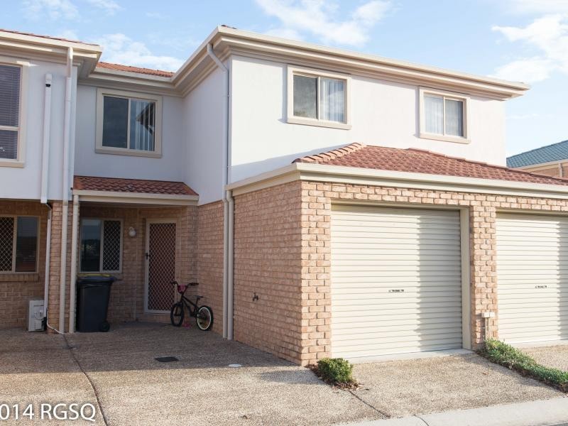 8 Peter Court, Sunnybank Hills QLD 4109