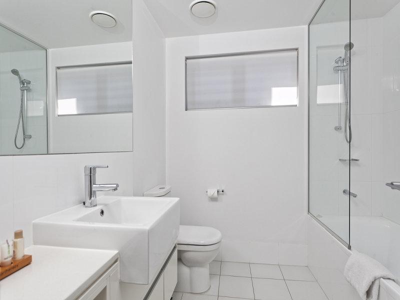 30 Macrossan Street, Brisbane QLD 4000