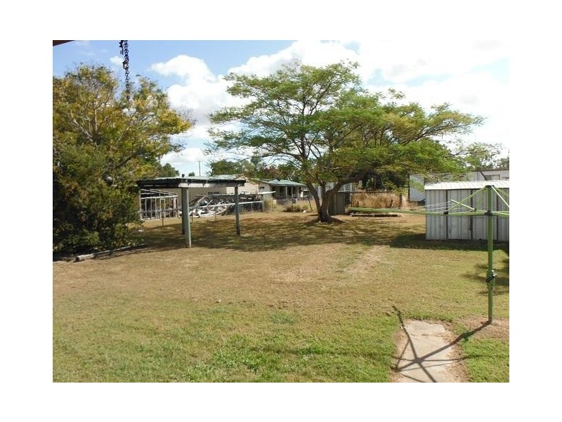 27 Suttor Street, Nebo QLD 4742