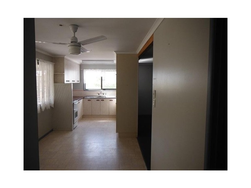 27 Suttor Street, Nebo QLD 4742
