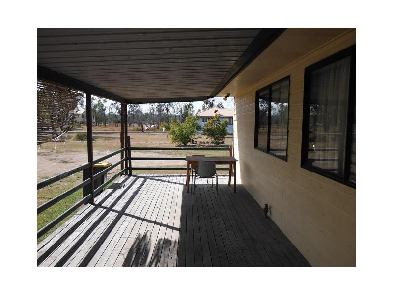 27 Suttor Street, Nebo QLD 4742