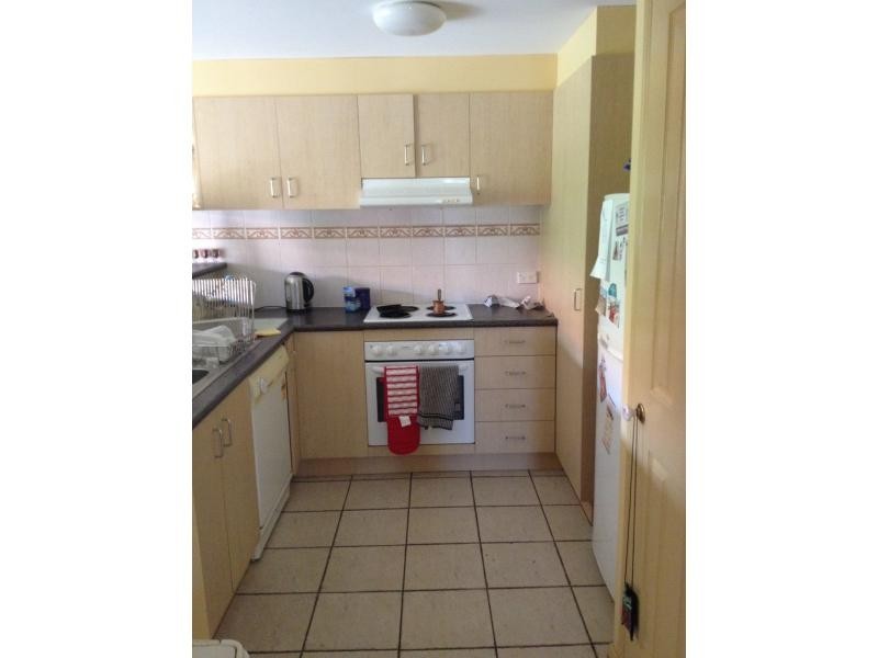 152 High Street, Southport QLD 4215
