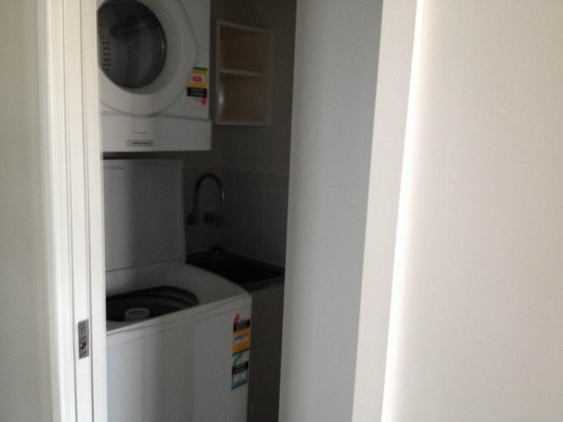 28 Carl Street, Woolloongabba QLD 4102