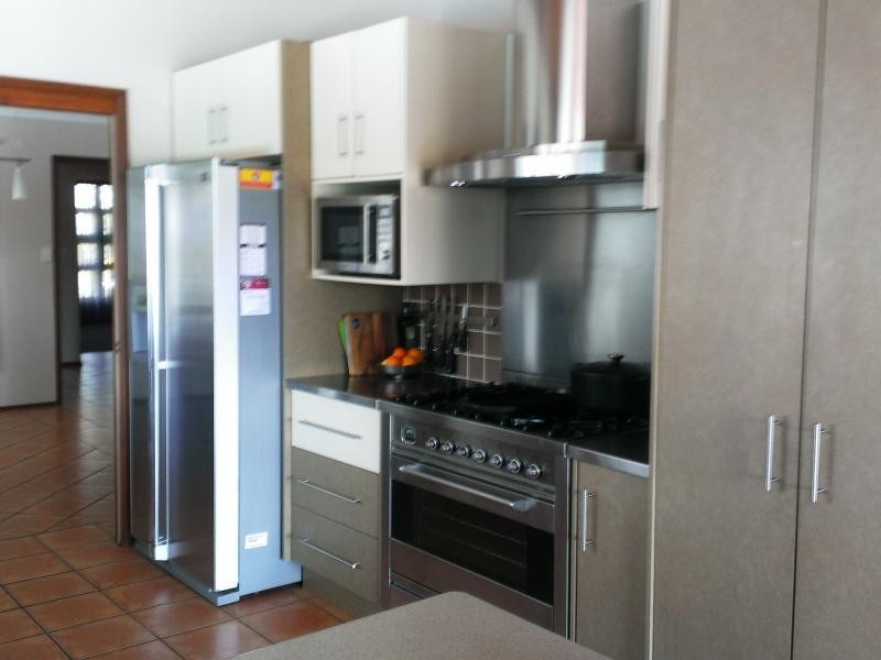 49 Courageous Court, Newport QLD 4020