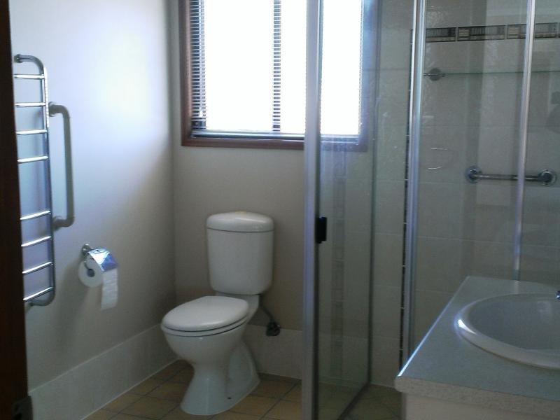 49 Courageous Court, Newport QLD 4020