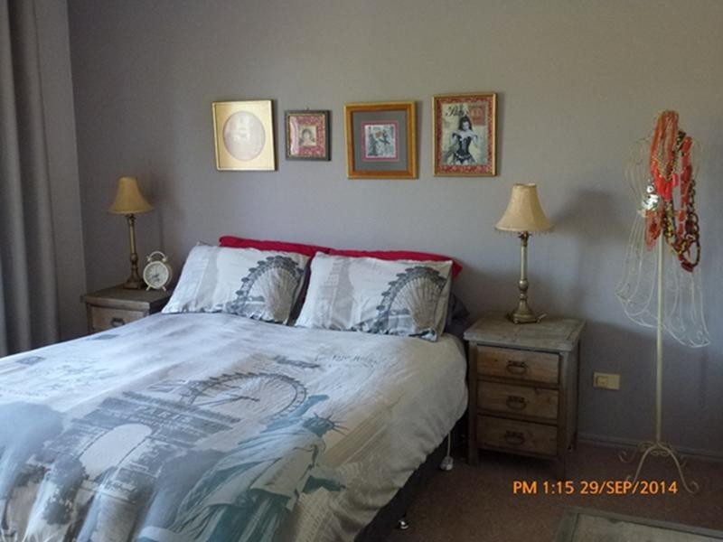 121 Golden Ave, Calamvale QLD 4116