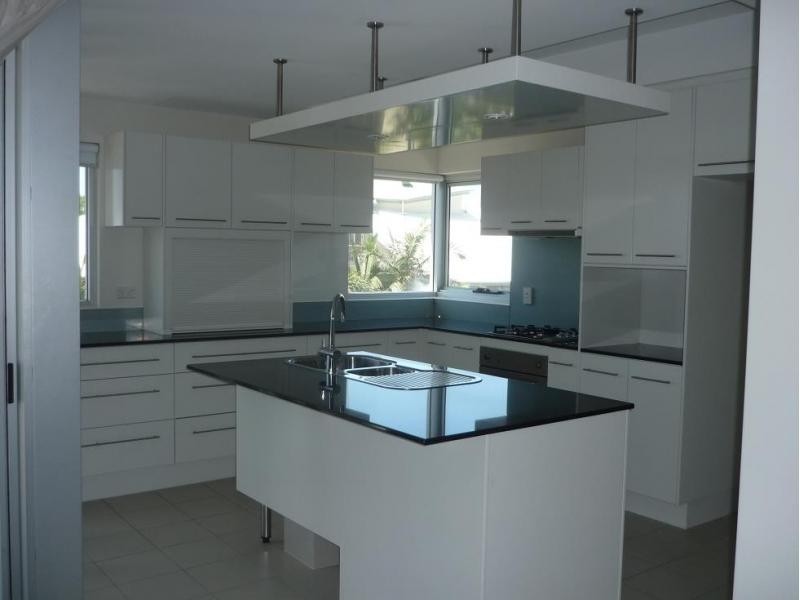 19 Mermaid Ave, Mermaid Beach QLD 4218