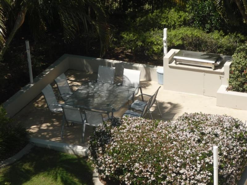 19 Mermaid Ave, Mermaid Beach QLD 4218