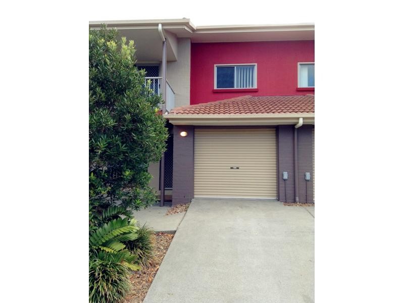 34-42 University Drive, Meadowbrook QLD 4131