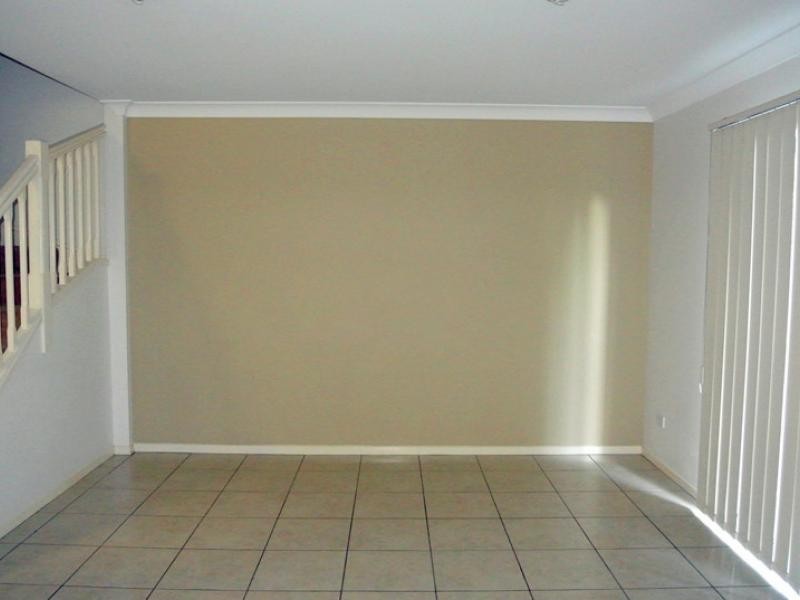 34-42 University Drive, Meadowbrook QLD 4131