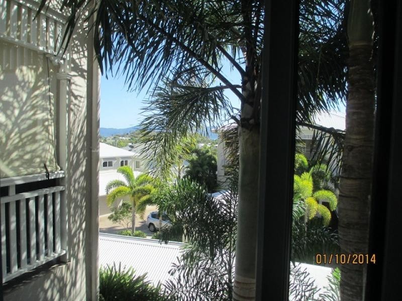 42 Warburton Street, North Ward QLD 4810