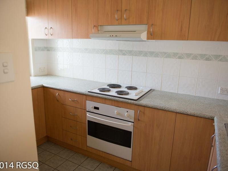 8 Peter Court, Sunnybank Hills QLD 4109