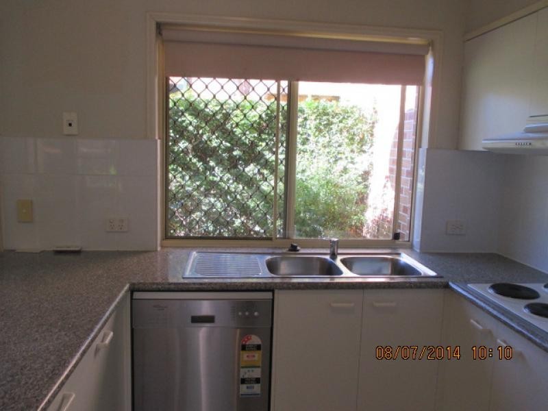 32 RIVERVIEW ROAD, Nerang QLD 4211