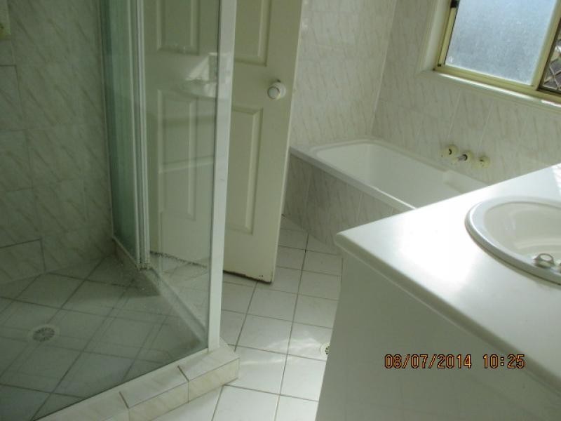 32 RIVERVIEW ROAD, Nerang QLD 4211