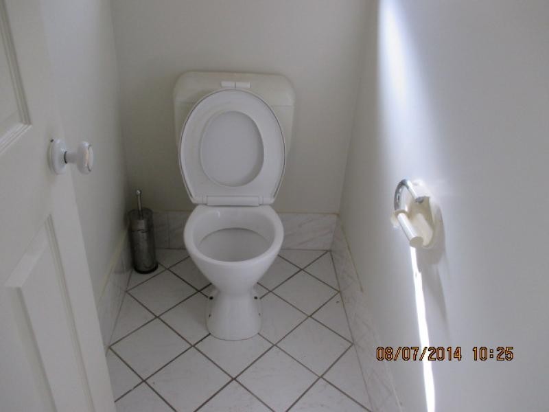 32 RIVERVIEW ROAD, Nerang QLD 4211