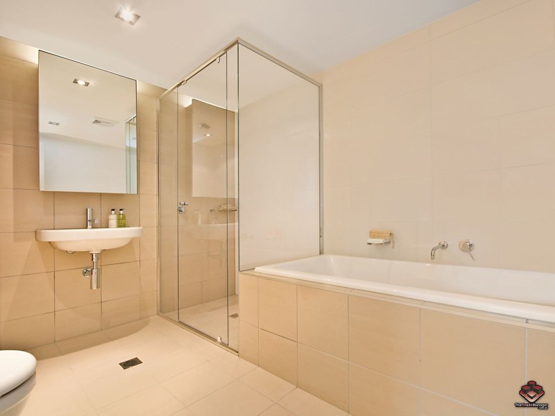 As above / 6 Mariners Drive, Townsville City QLD 4810