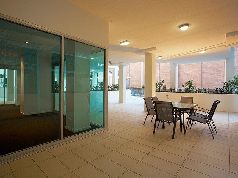28 Ferry Rd, West End QLD 4101